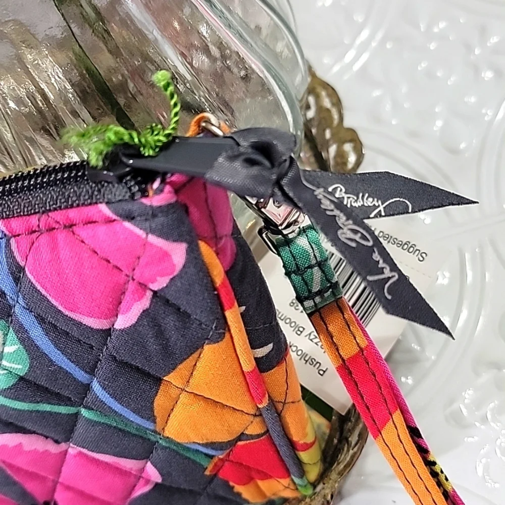 Vera Bradley new tag